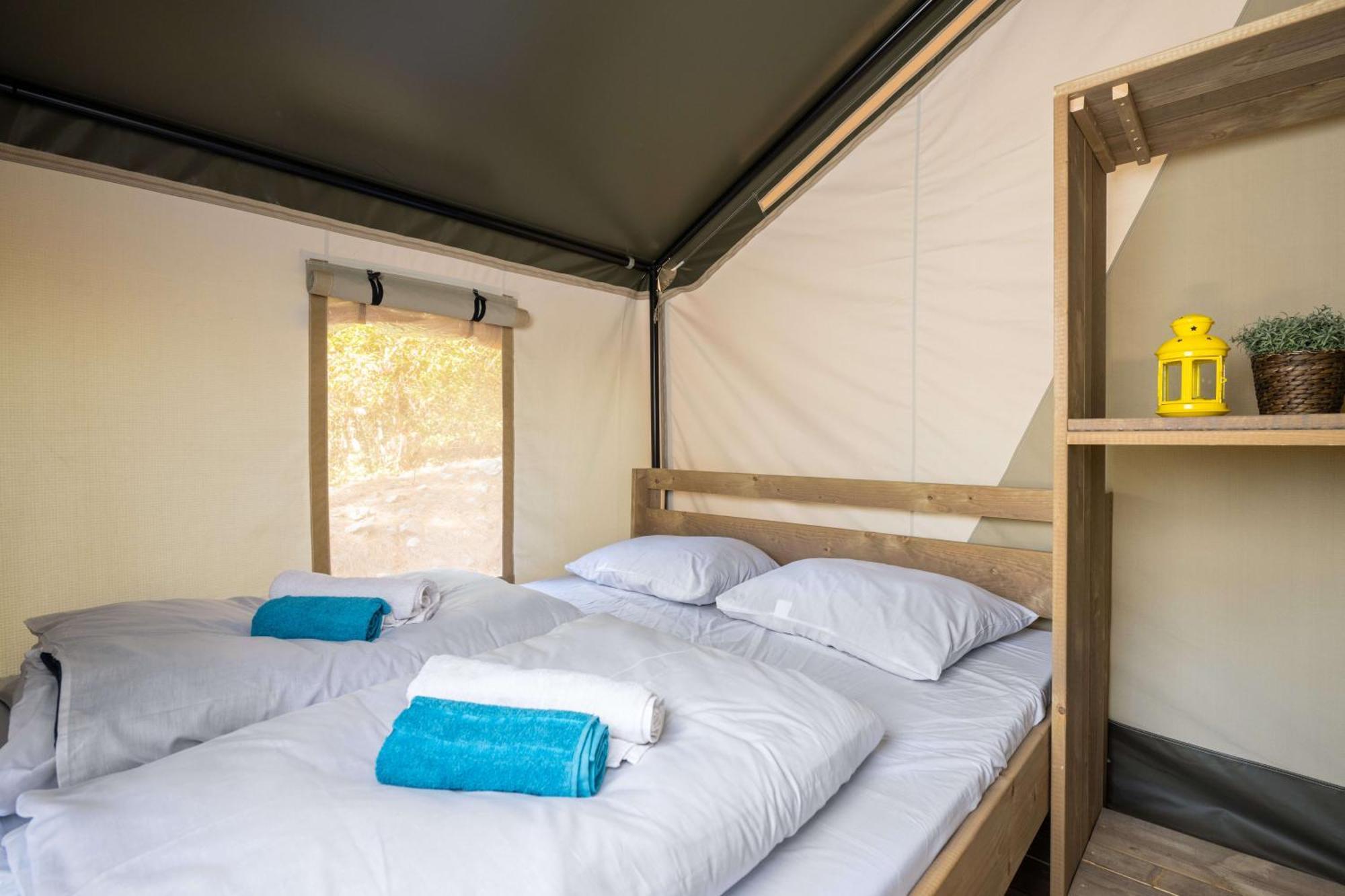 Easyatent Safari Tent Lanterna Červar-Porat Стая снимка