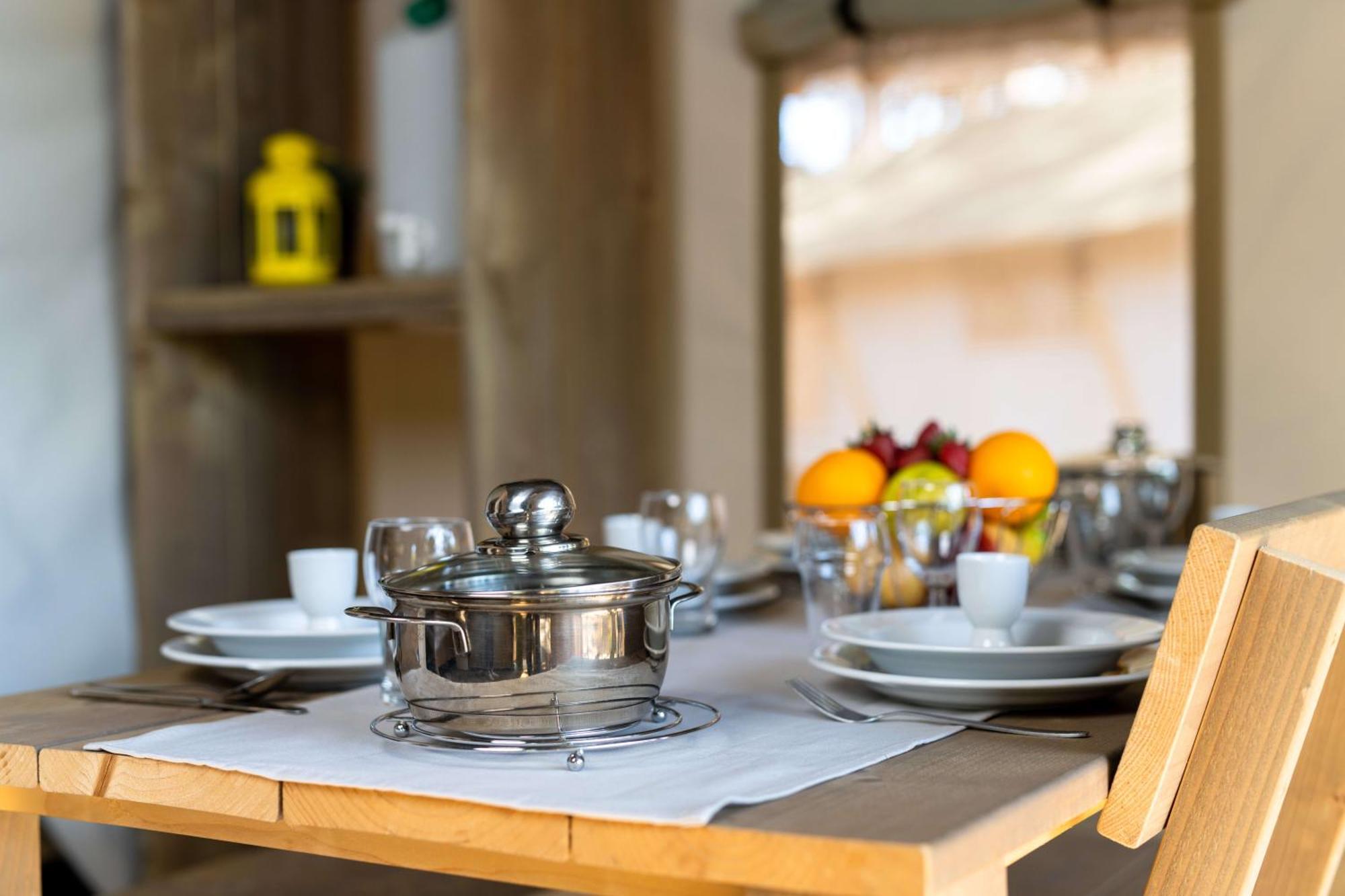 Easyatent Safari Tent Lanterna Červar-Porat Стая снимка