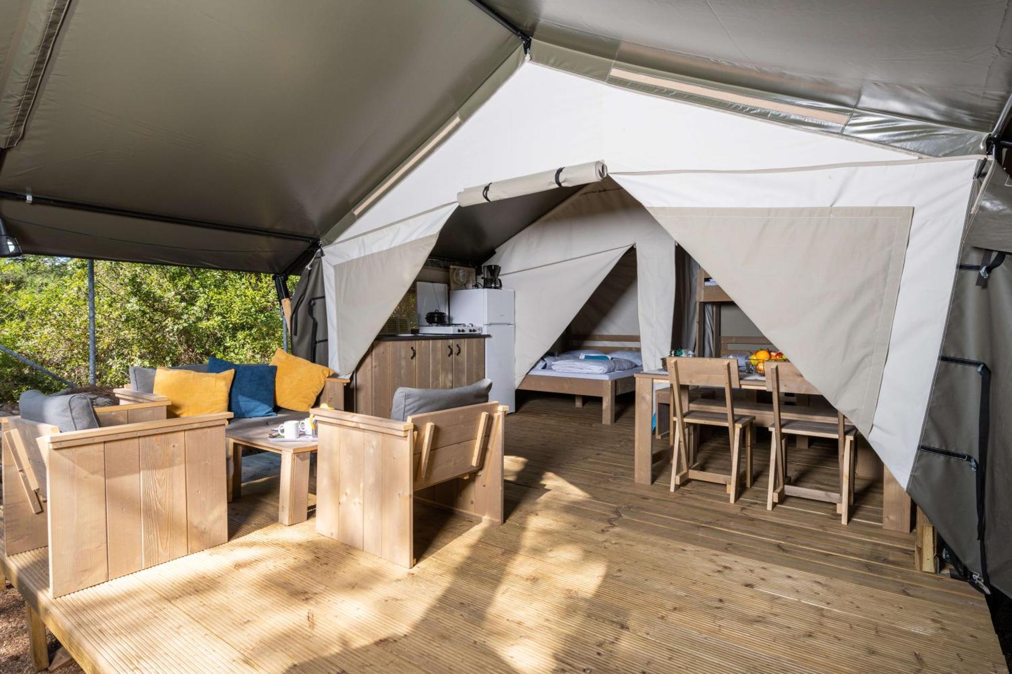 Easyatent Safari Tent Lanterna Červar-Porat Стая снимка