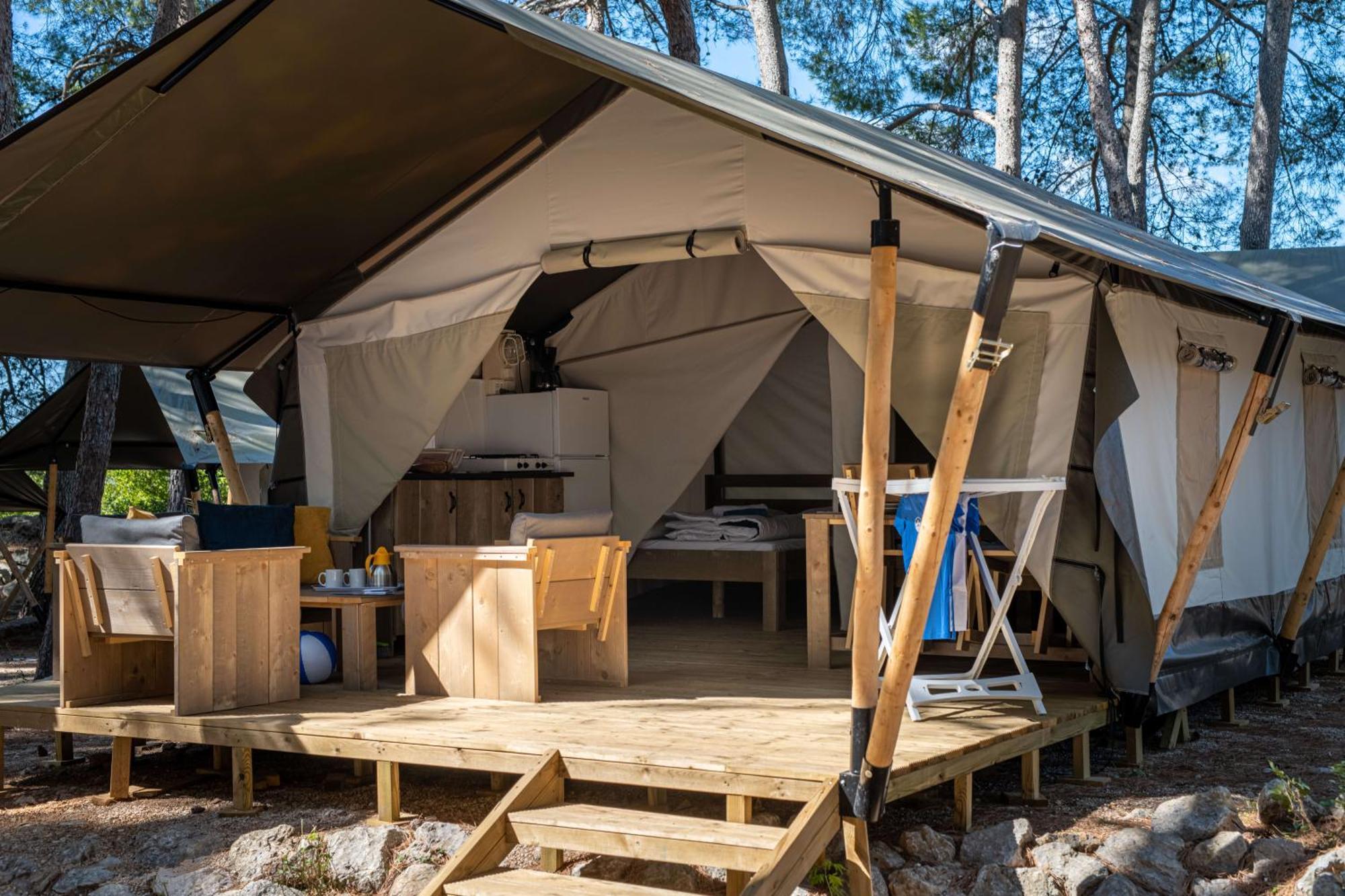 Easyatent Safari Tent Lanterna Červar-Porat Стая снимка