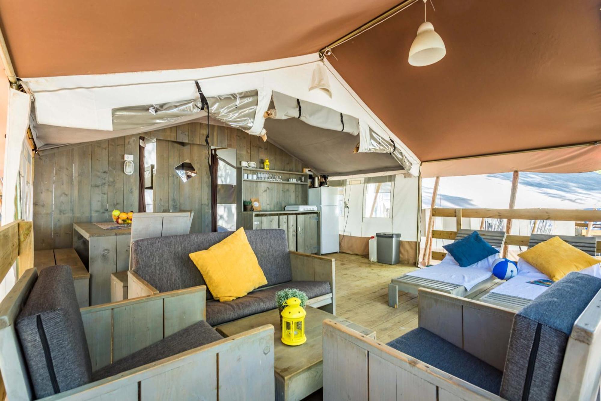 Easyatent Safari Tent Lanterna Červar-Porat Стая снимка