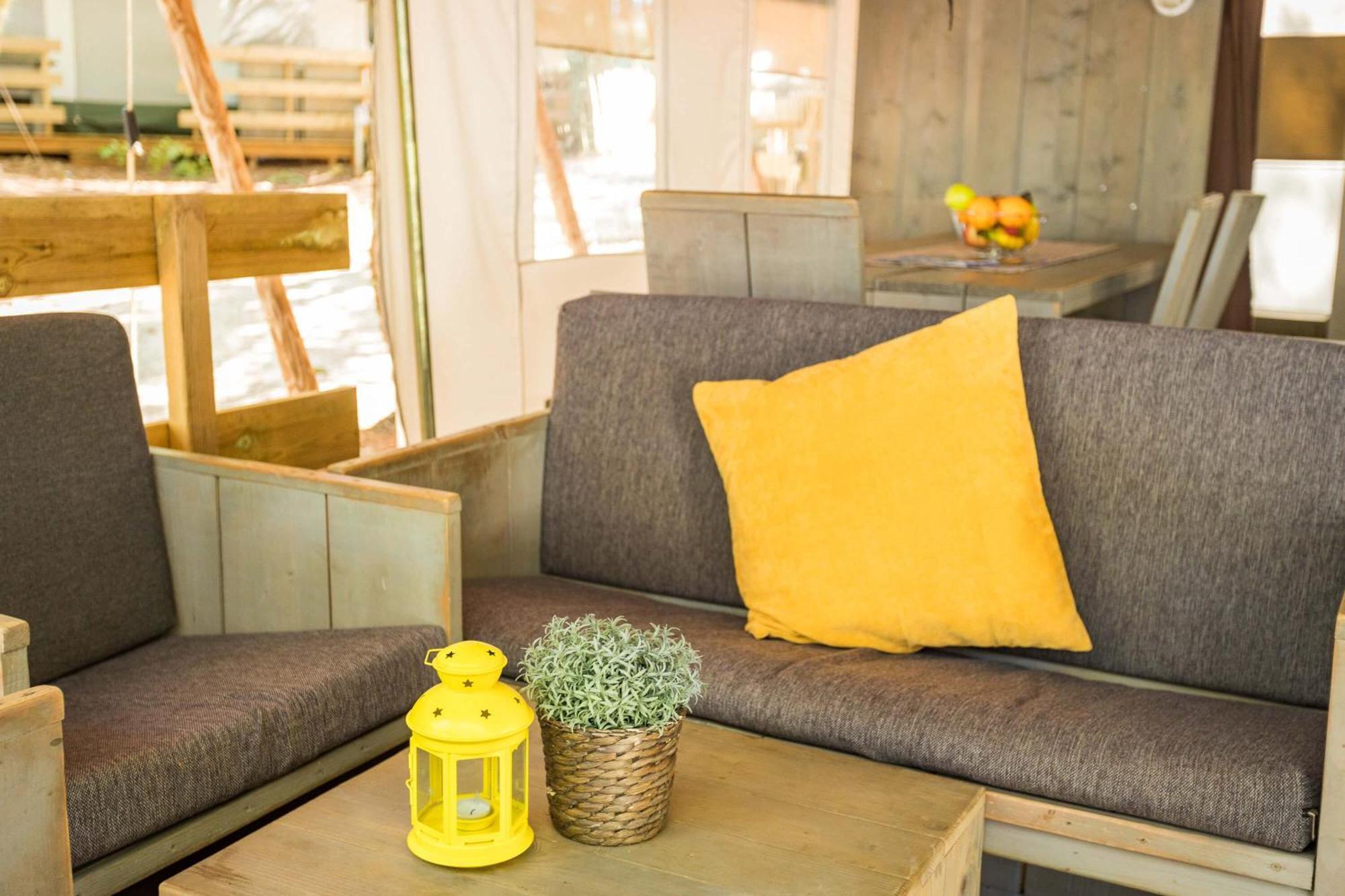 Easyatent Safari Tent Lanterna Červar-Porat Стая снимка