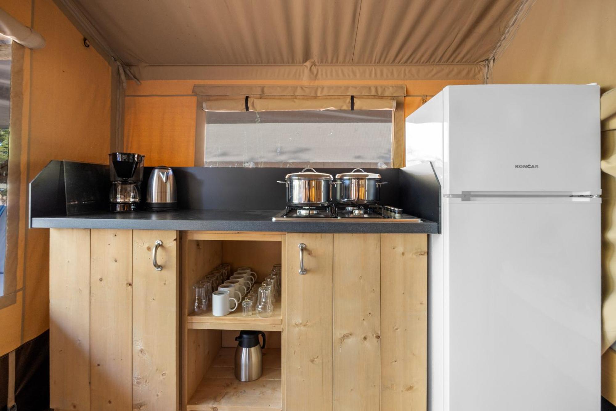 Easyatent Safari Tent Lanterna Červar-Porat Стая снимка
