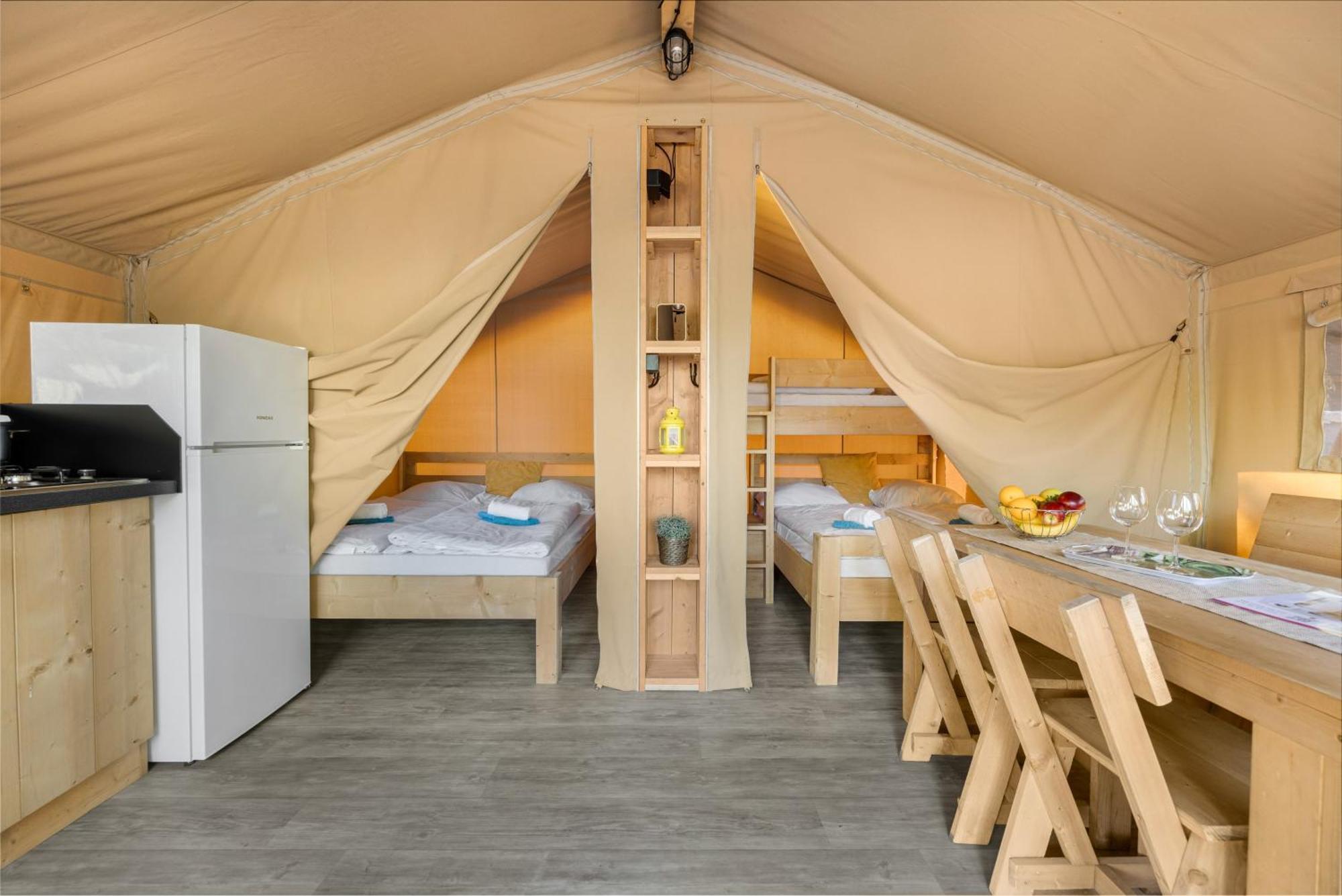Easyatent Safari Tent Lanterna Červar-Porat Стая снимка