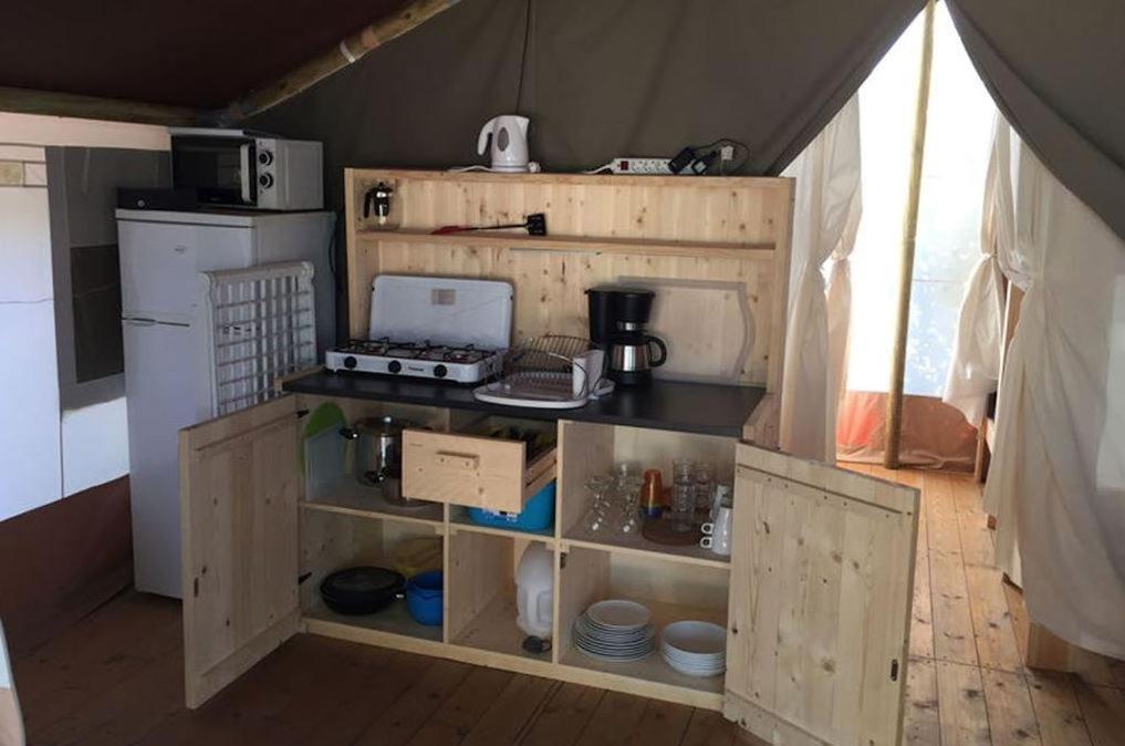 Easyatent Safari Tent Lanterna Červar-Porat Стая снимка